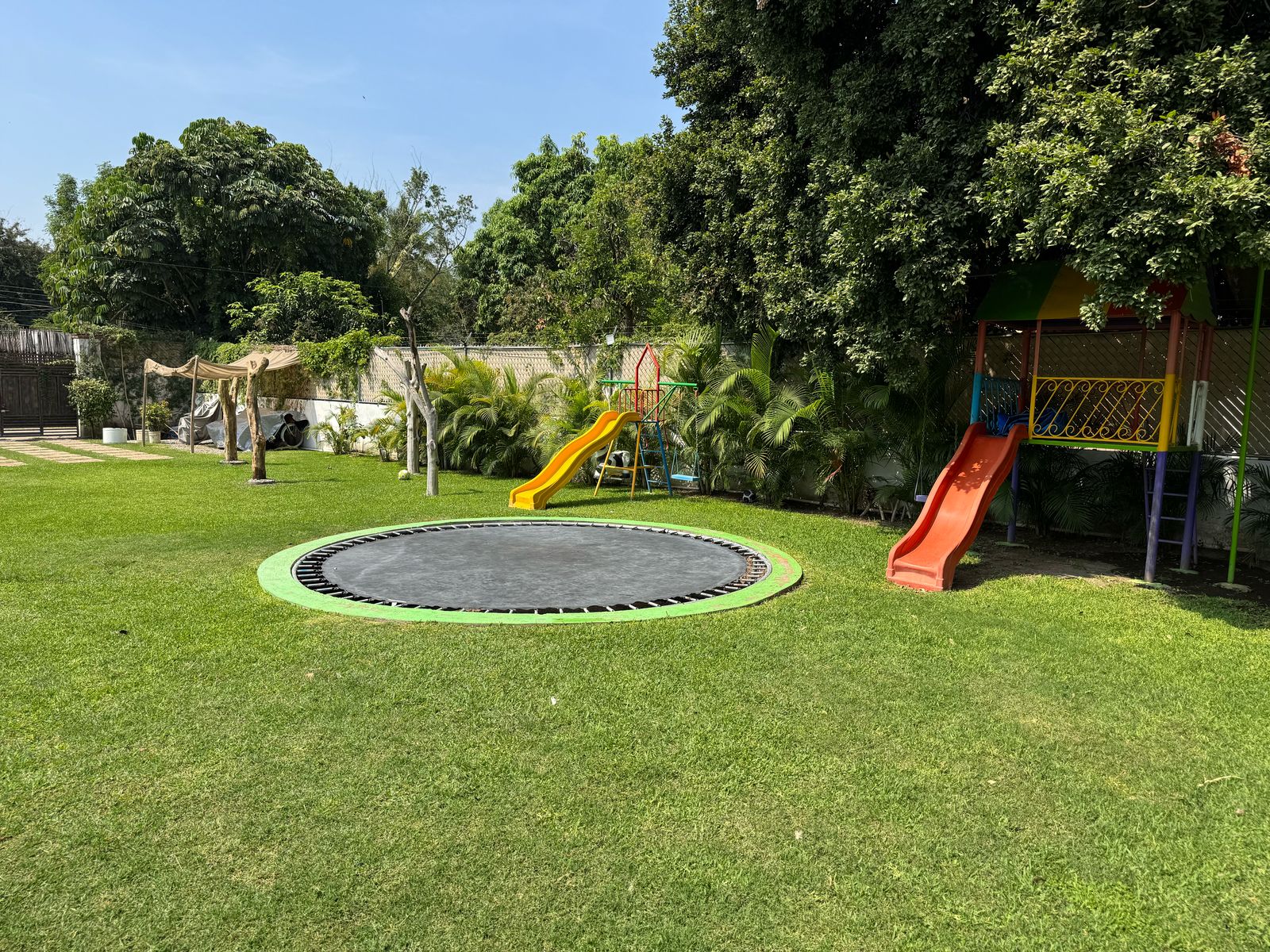 29e89848-5be6-4d23-85ee-7a7471ef632e