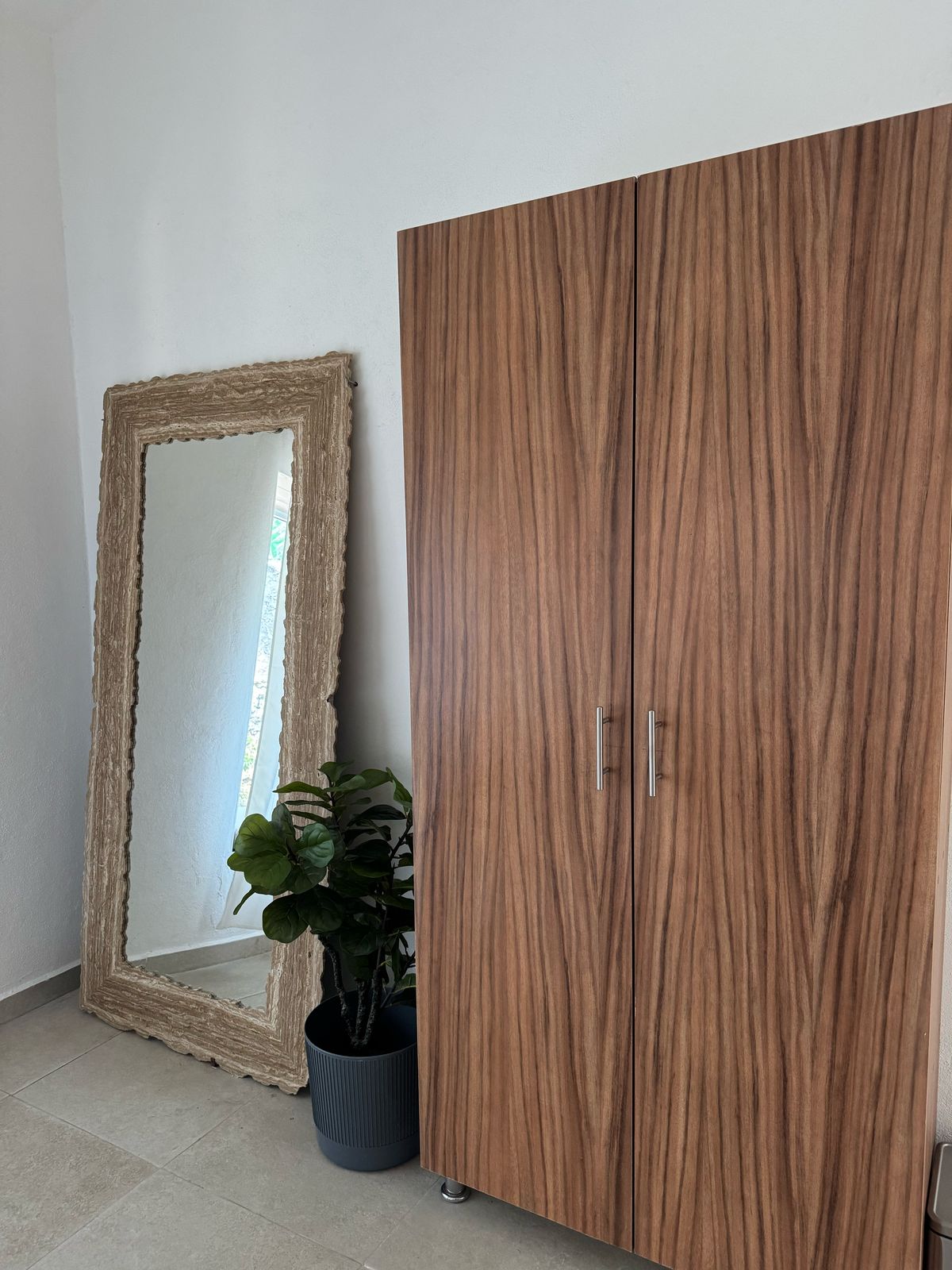 f2faeb5c-ad0e-449c-964d-9002a231958f