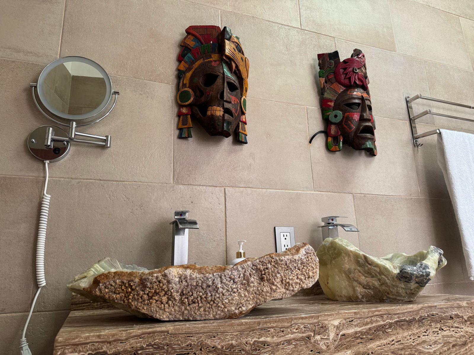 f4cedc86-f28f-42be-ba03-eaec446a166a